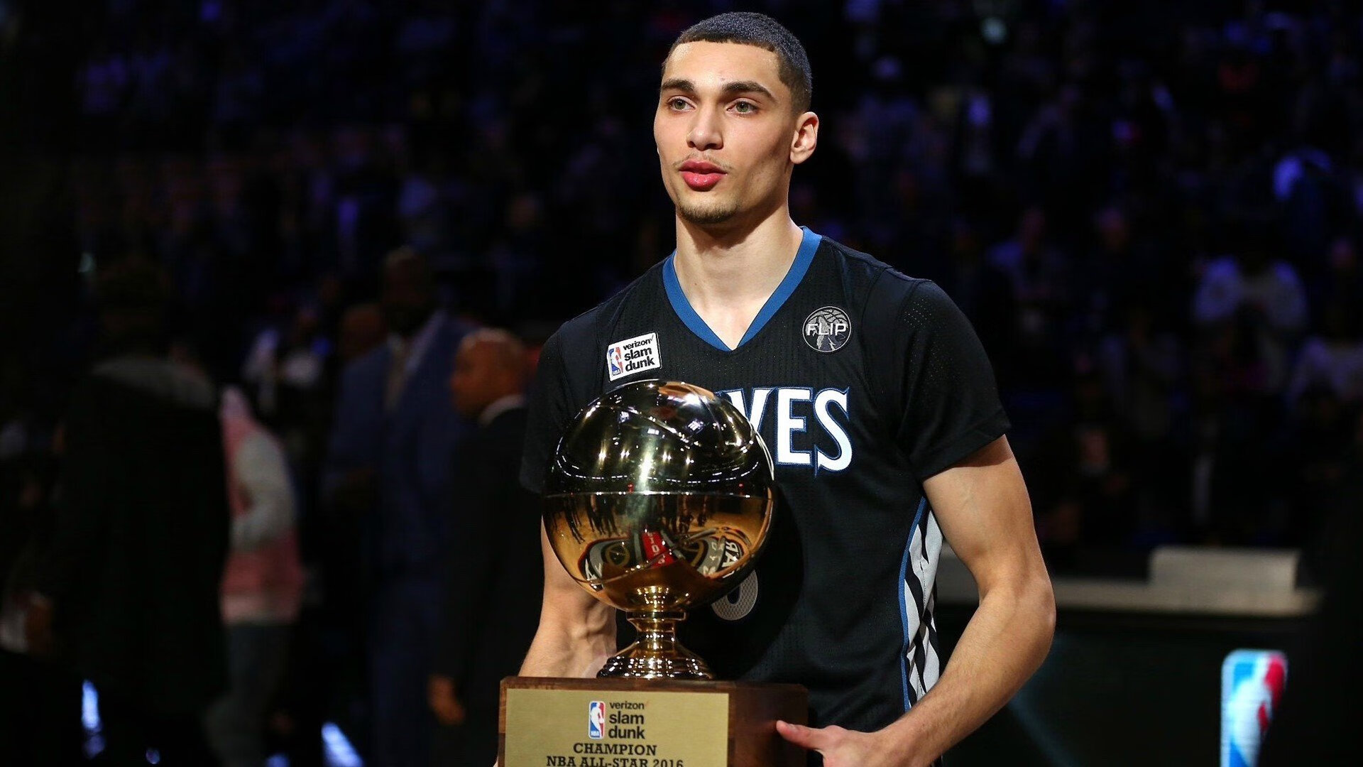 开云足球-《英雄联盟》“全球预选”激烈角逐，未来冠军谁属？